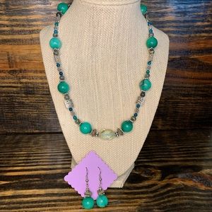 Stunning Green/Silver Gemstone Necklace Set NEW 19.5”+ 2.5” extender Handcrafted
